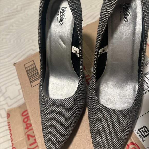 Women's Mossimo Tweed-Style Pointed Toe Heels Size 7 - Picture 3 of 3